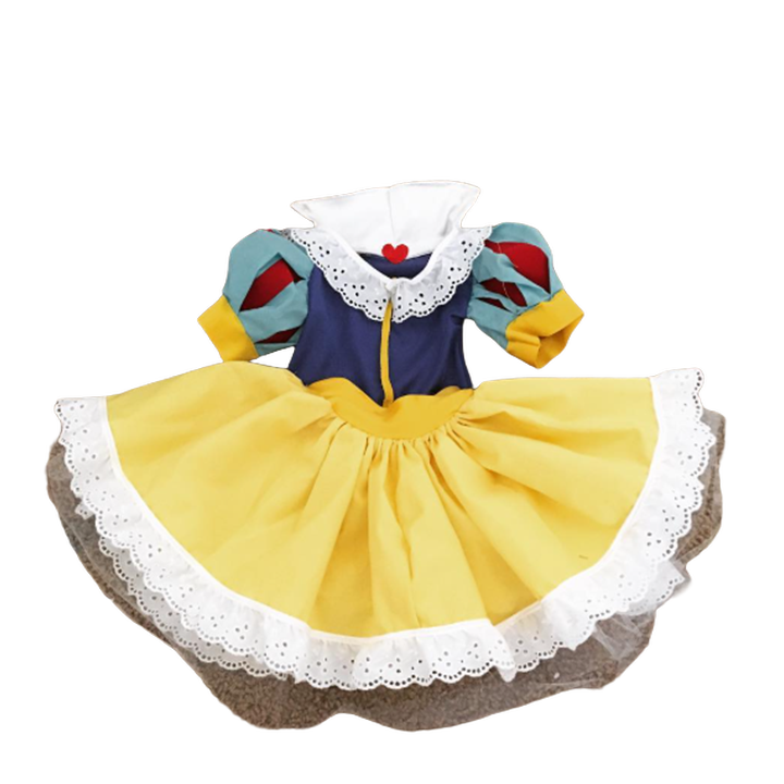 Snow White costume design by Unattaimable